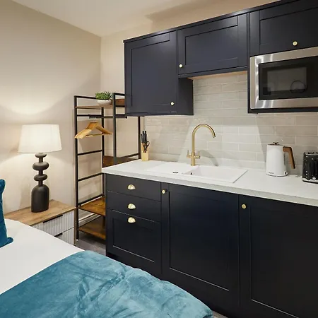 Host & - At Temperance House * Saltburn-by-the-Sea